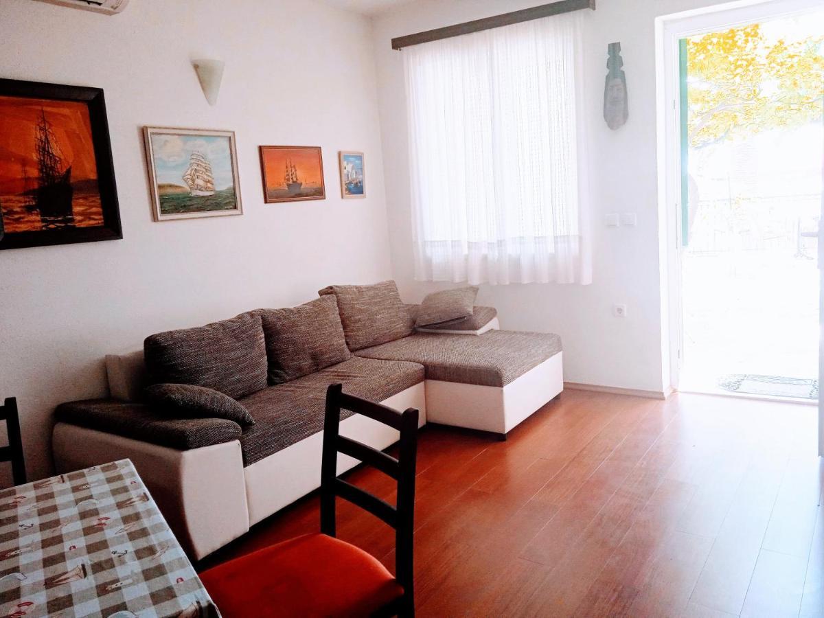 Harbour-Side Apartment With Beautiful Terrace Podgora Exteriér fotografie