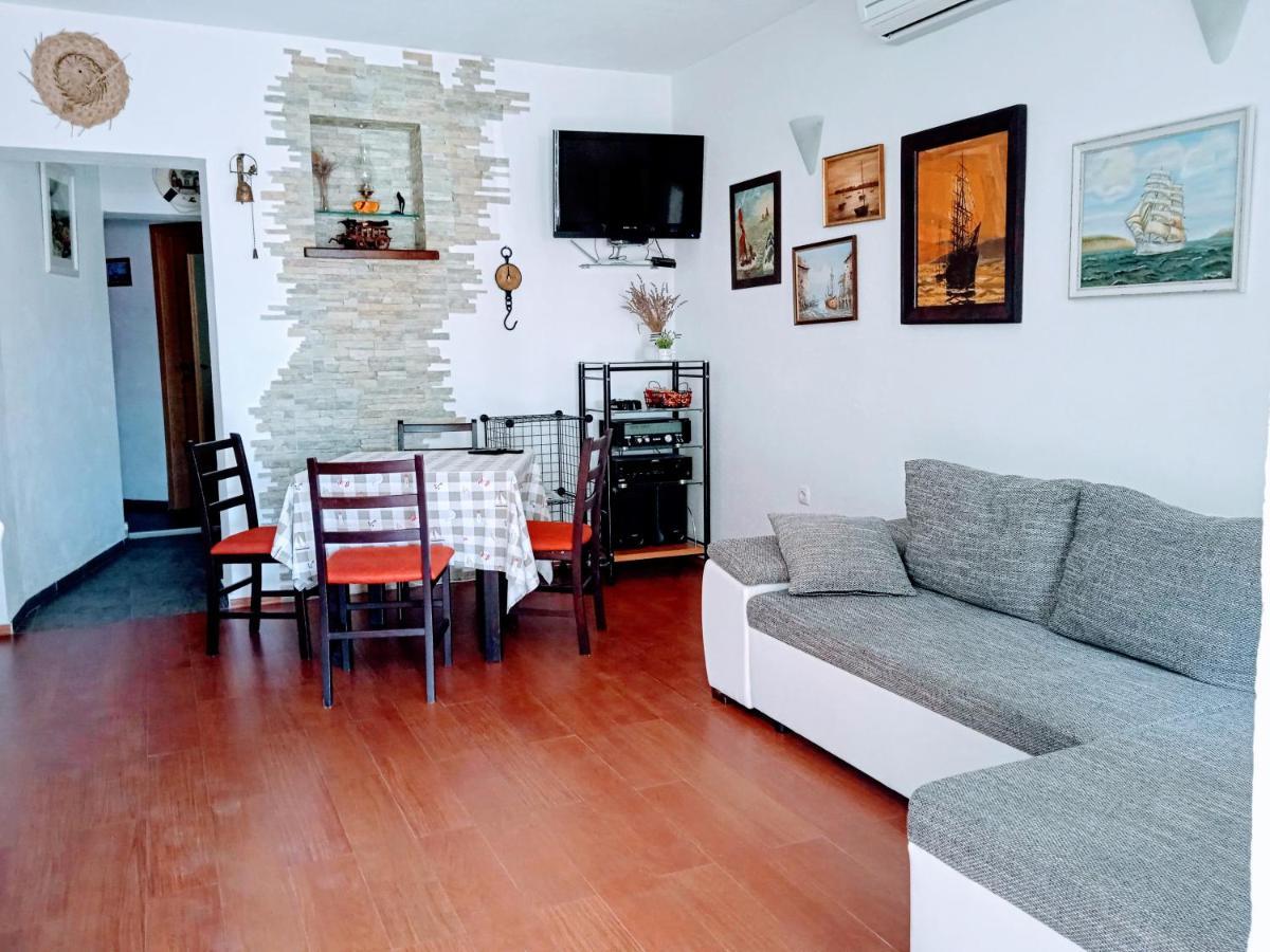 Harbour-Side Apartment With Beautiful Terrace Podgora Exteriér fotografie